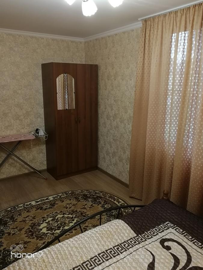 Домик По Ул.Званба Sukhumi Ngoại thất bức ảnh