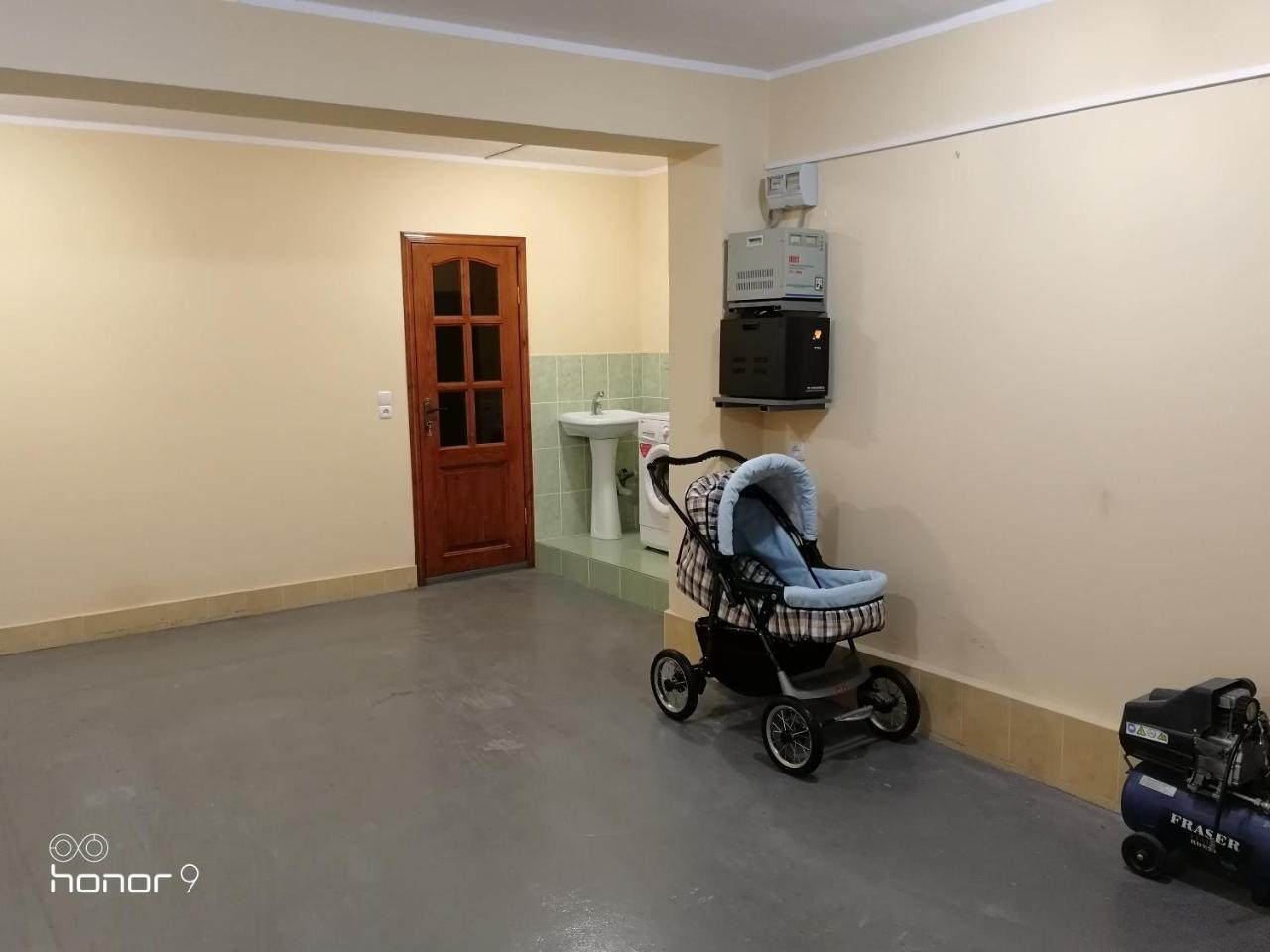 Домик По Ул.Званба Sukhumi Ngoại thất bức ảnh